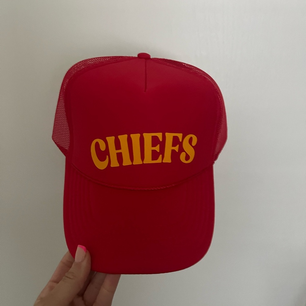 Red chiefs hat from online shop